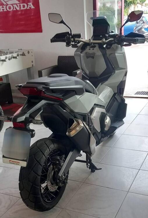 Honda X-ADV 750 DCT (2021 - 24) (4)