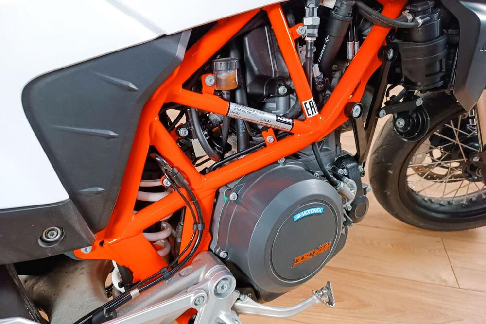 KTM 690 SMC R (2012 -17) (4)