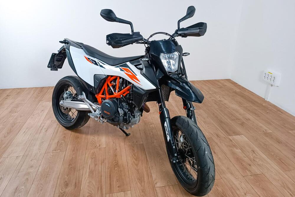 KTM 690 SMC R (2012 -17) (2)