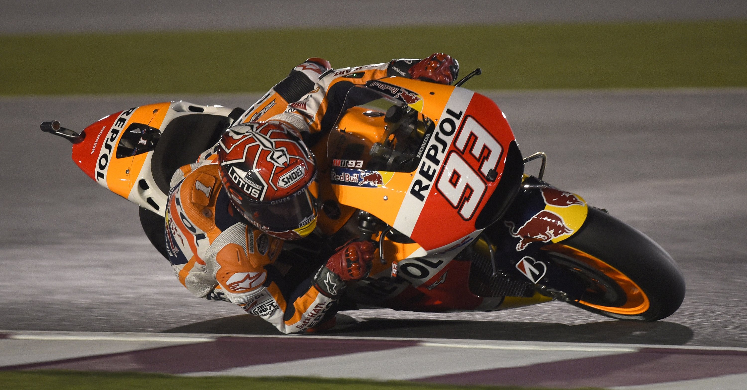 MotoGP, Rossi: &quot;La gomma posteriore mi mette in difficolt&agrave;&quot;