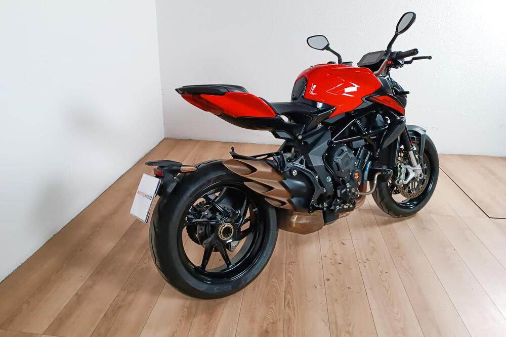 MV Agusta Dragster 800 Rosso (2021 - 23) (3)