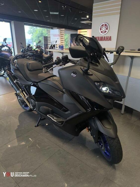 Yamaha T-Max 560 (2022 - 24) (2)