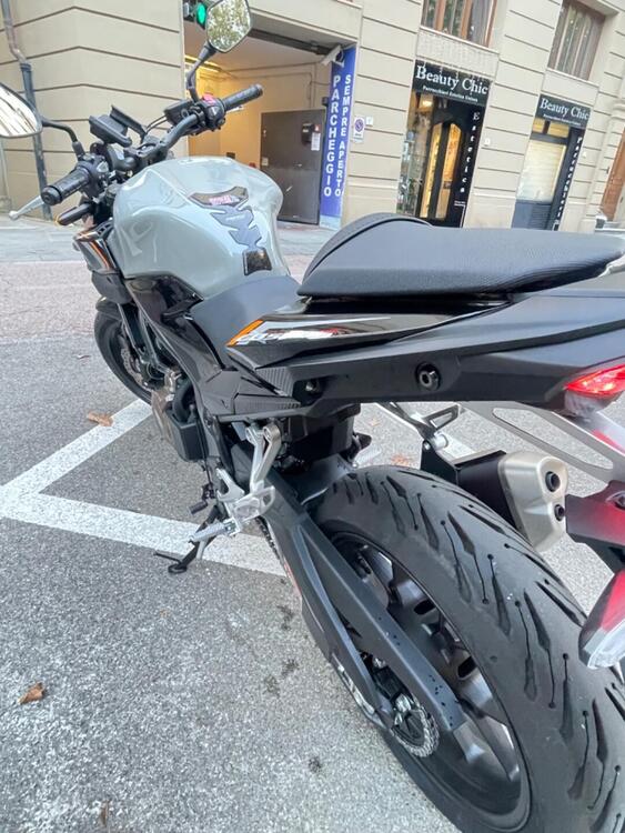 Honda CB 500 F (2022 - 23) (4)