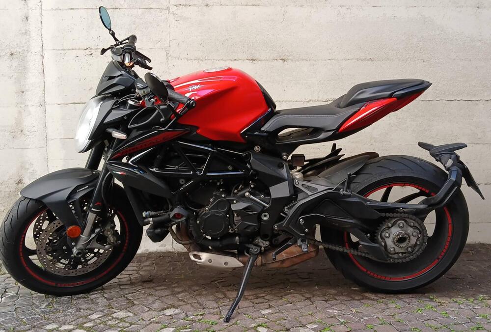 MV Agusta Brutale 800 Rosso (2021 - 23)