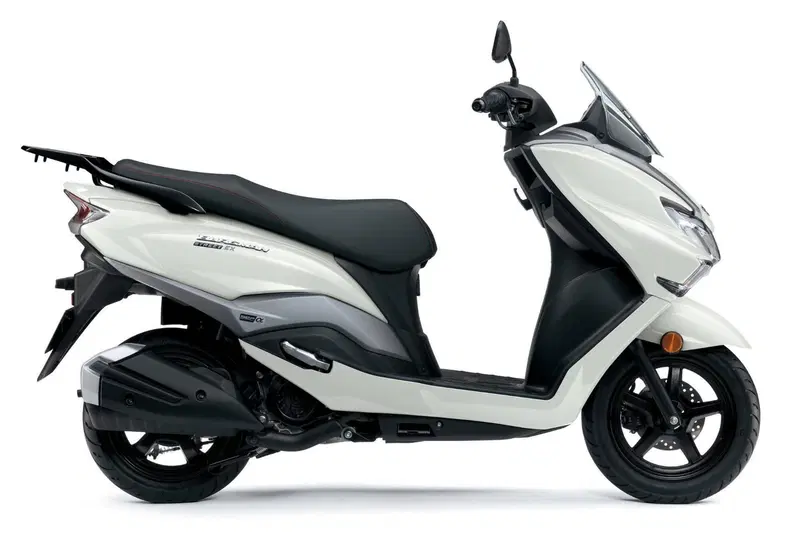 Suzuki Burgman Street 125 Executive (2023 - 26) (3)