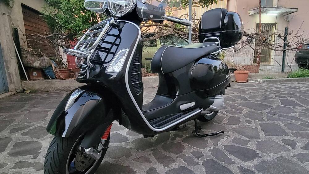 Vespa GTS 300 Hpe (2021 - 22)