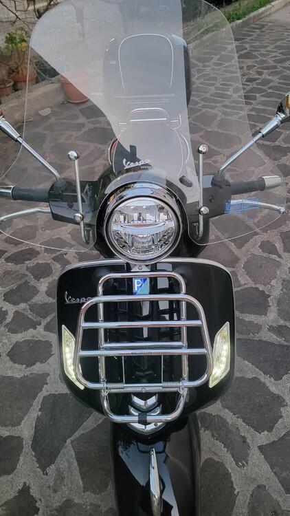 Vespa GTS 300 Hpe (2021 - 22) (4)