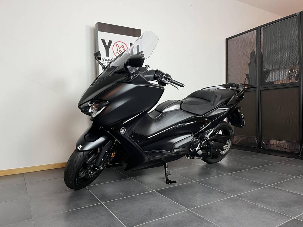 Yamaha T-Max 560 Tech Max (2020) (2)