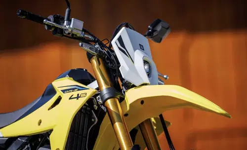 Suzuki DR-Z4 S/SM: Dual Sport e Supermotard