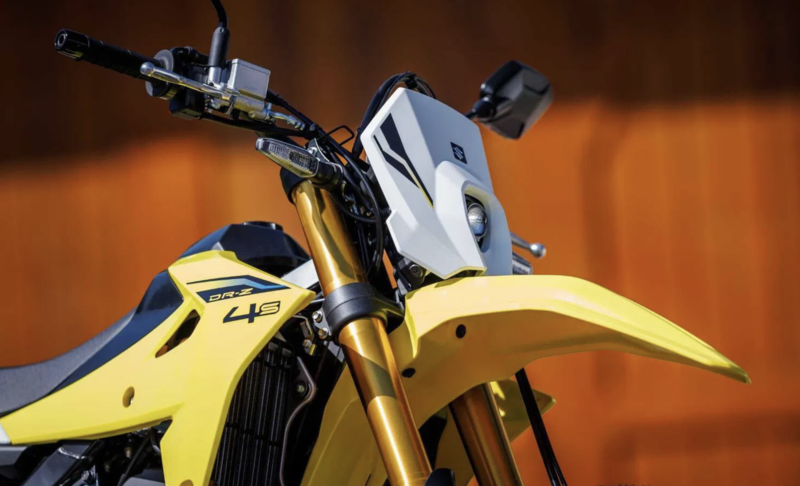 Suzuki DR-Z4 S/SM: Dual Sport e Supermotard