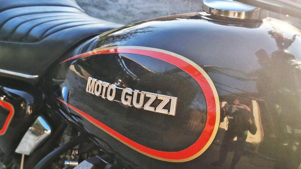 Moto Guzzi V35C (3)