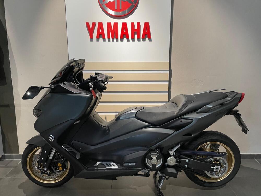 Yamaha T-Max 560 Tech Max (2021) (2)