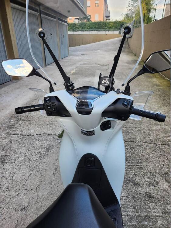 Honda SH 150i Sport (2022 - 24) (2)