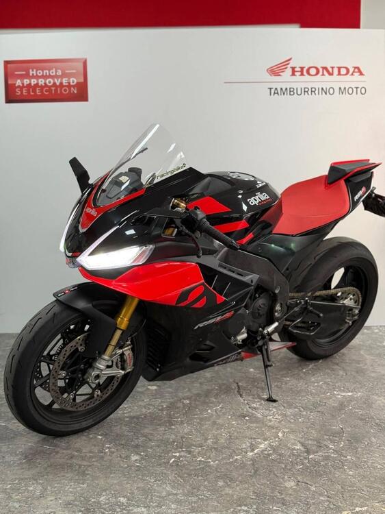 Aprilia RSV4 1100 Factory (2021 - 24) (4)