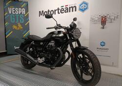 Moto Guzzi V7 Stone (2021 - 24) nuova