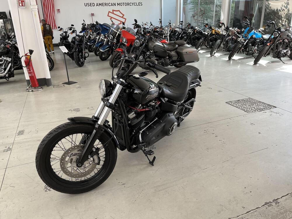 Harley-Davidson 107 Street Bob (2018 - 20) - FXBB (4)