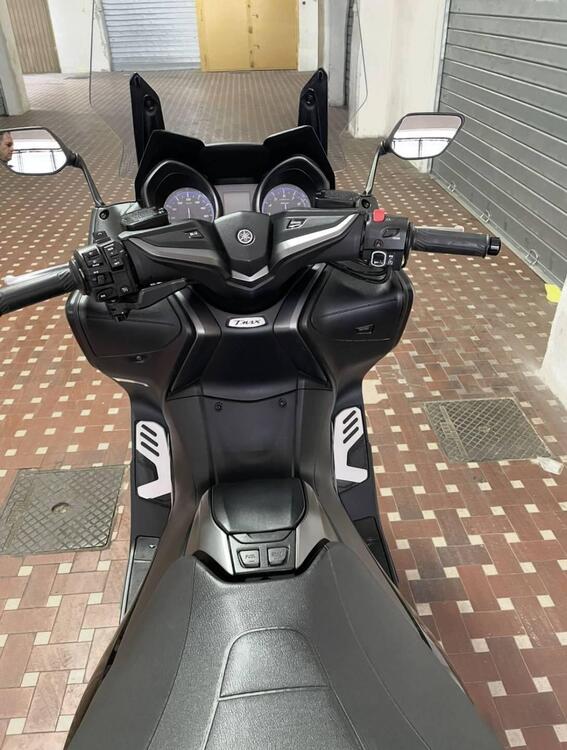 Yamaha T-Max 560 Tech Max (2020) (3)