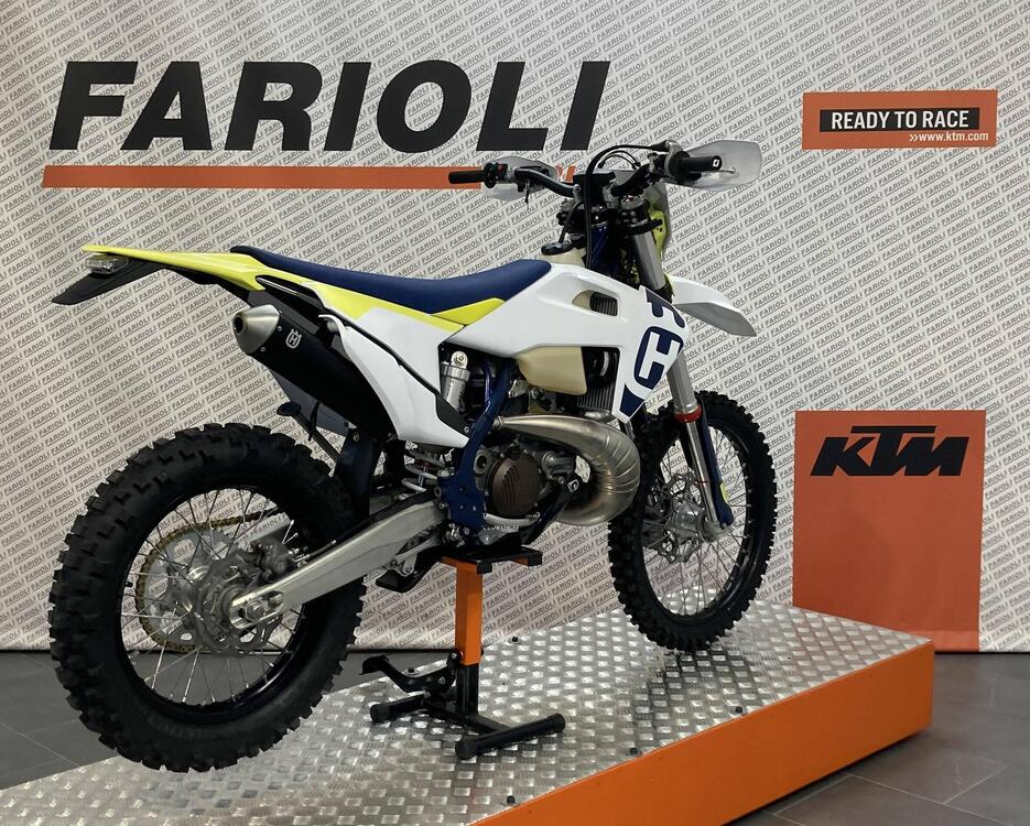 Husqvarna TE 300i (2023) (3)