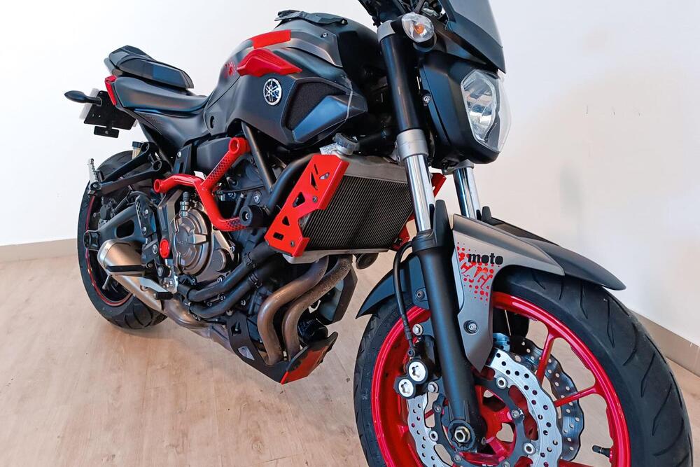 Yamaha MT-07 (2014 - 16) (5)