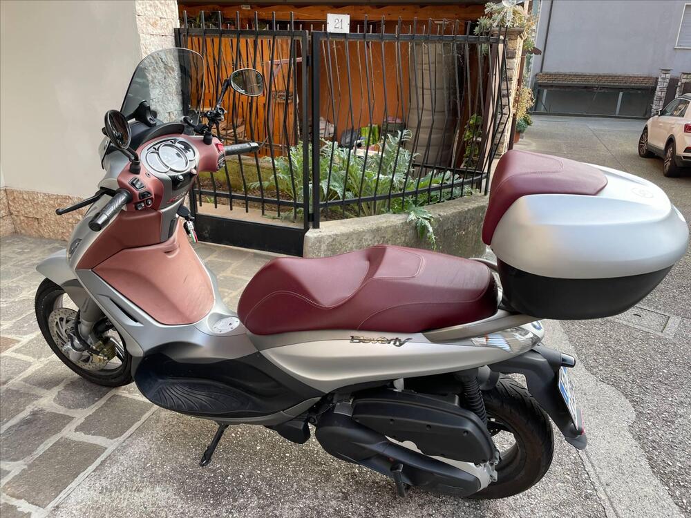 Piaggio Beverly 350 SportTouring ie (2011 - 15)