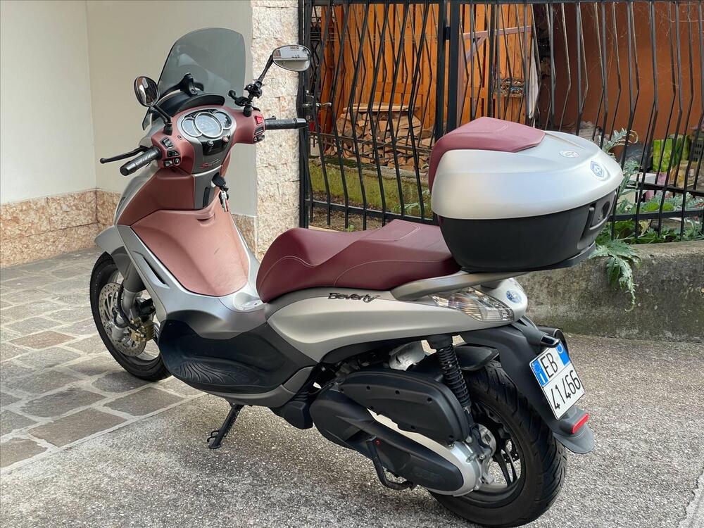 Piaggio Beverly 350 SportTouring ie (2011 - 15) (3)