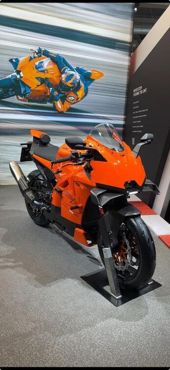 KTM 1190 RC8 R Track (2011 - 13)