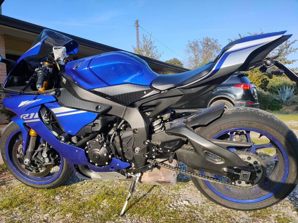 Yamaha YZF R1 (2017 - 19) (2)