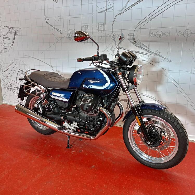 Moto Guzzi V7 Special (2021 - 24) (3)