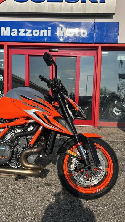 KTM 1290 Super Duke R (2022 - 23) (2)