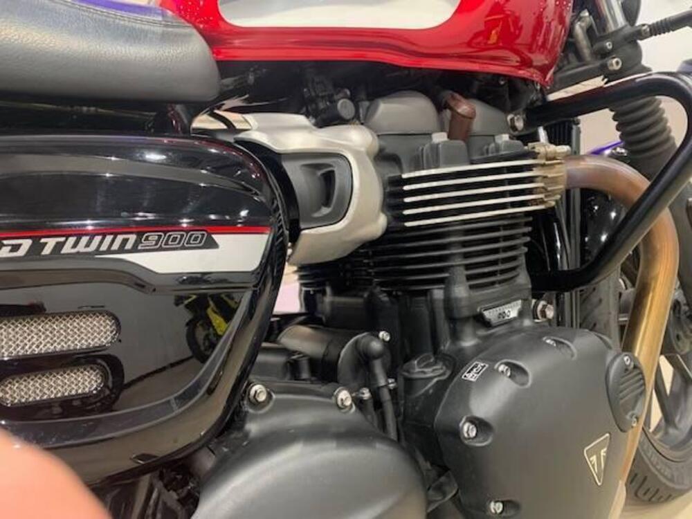 Triumph Speed Twin 900 Chrome Edition (2023) (5)