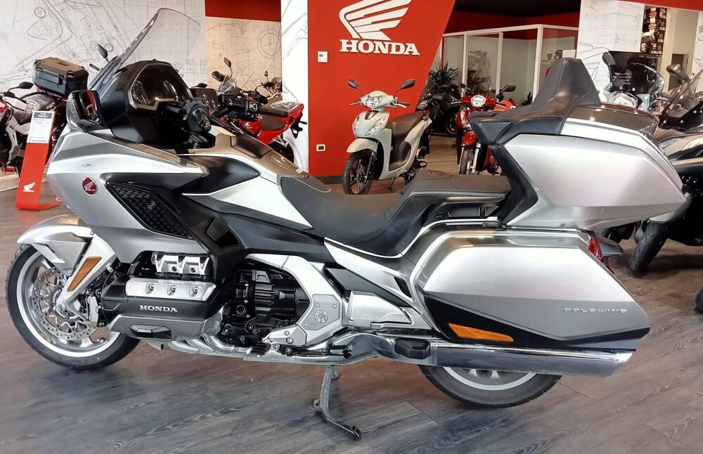 Honda GL 1800 Gold Wing Tour DCT & Airbag (2022 - 24)