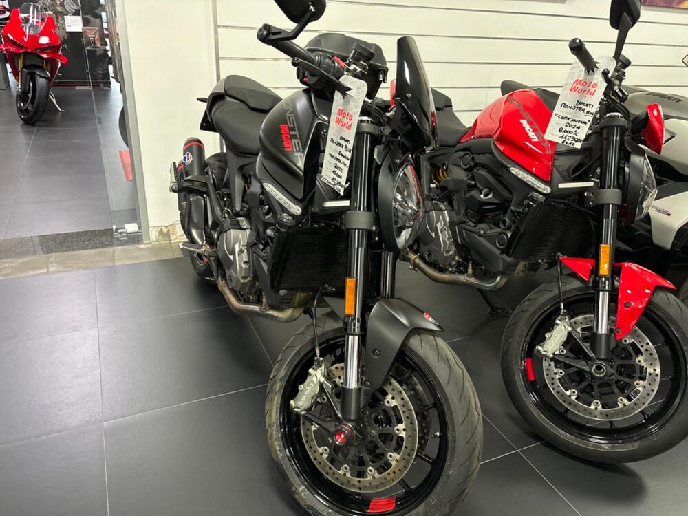 Ducati Monster 937 + (2021 - 24) (2)