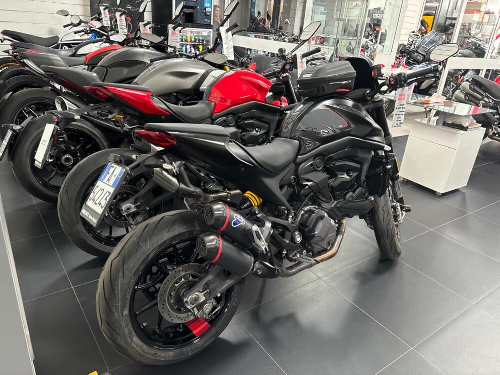 Ducati Monster 937 + (2021 - 24) (3)