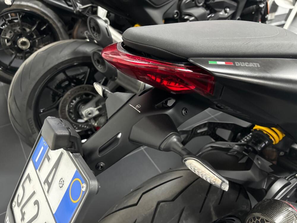 Ducati Monster 937 + (2021 - 24) (5)