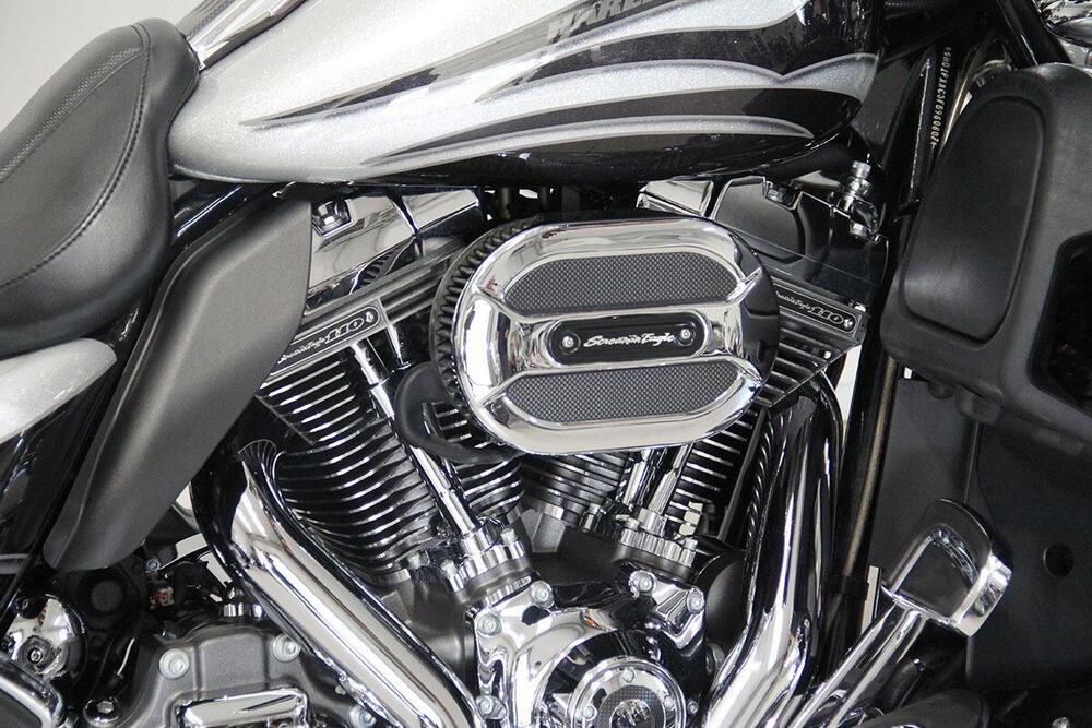 Harley-Davidson 1800 Street Glide (2014 - 15) - FLHXSE (4)