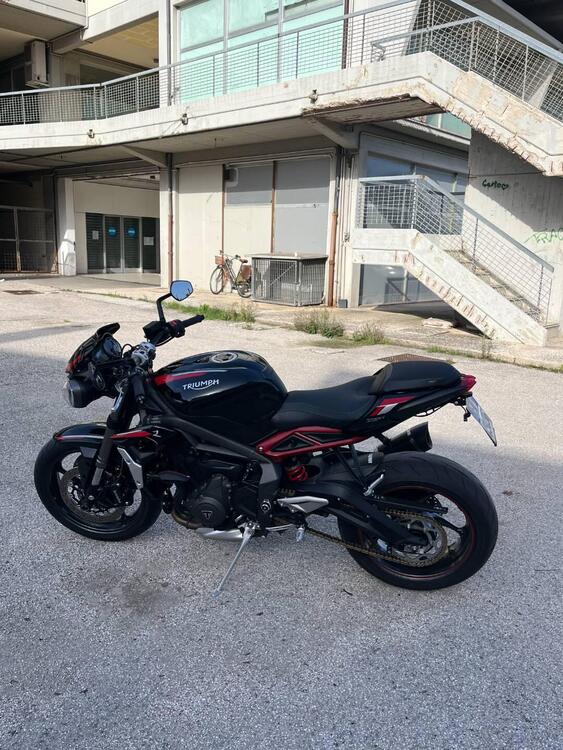 Triumph Street Triple R (2020 - 23) (3)