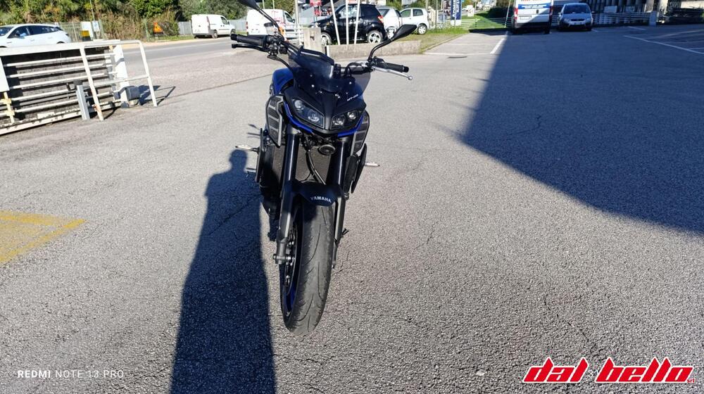 Yamaha MT-09 (2017 - 20) (2)