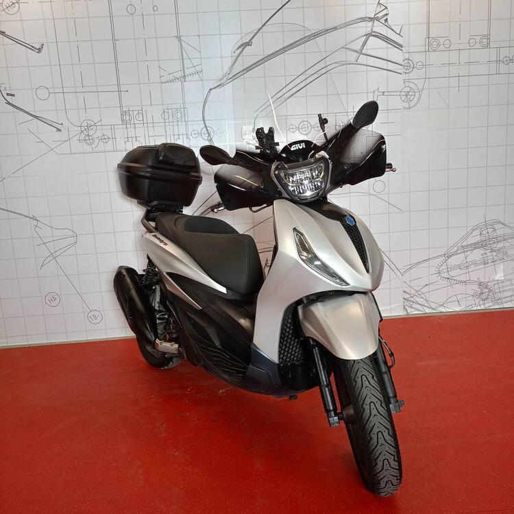 Piaggio Beverly 300 S (2021) (4)