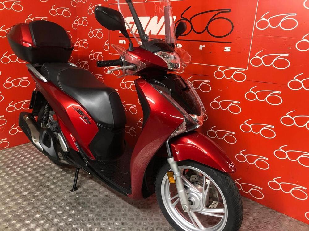 Honda SH 150 i (2017 - 19) (2)