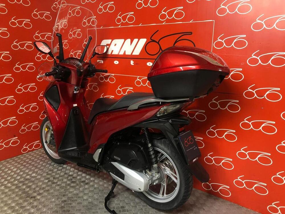 Honda SH 150 i (2017 - 19) (4)