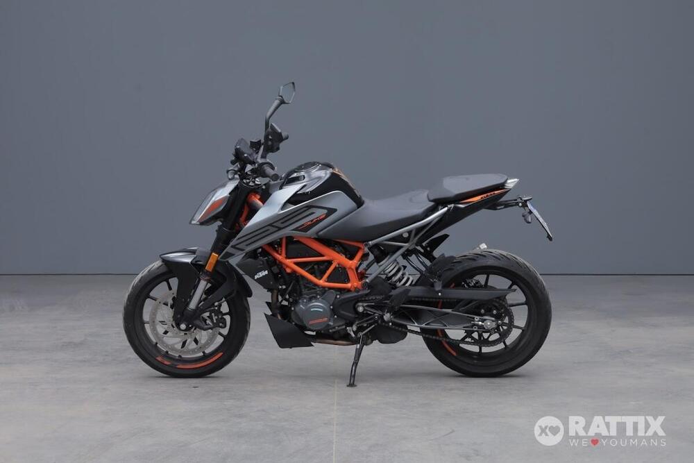 KTM 125 Duke (2021 - 23) (3)