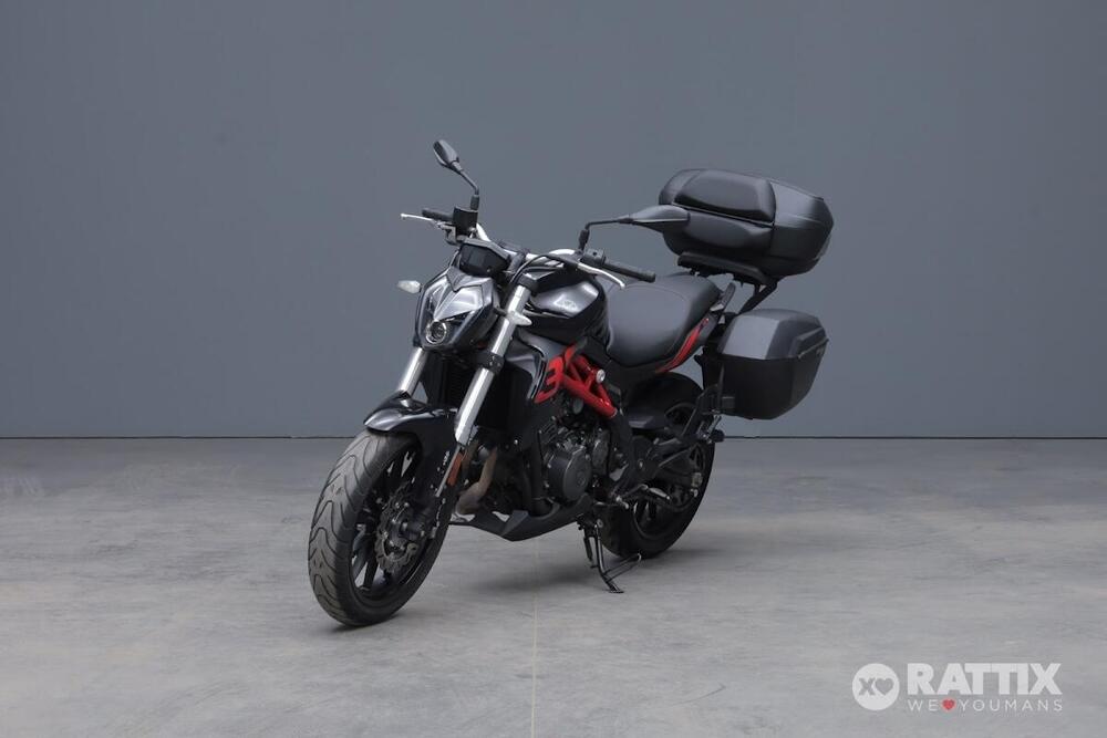 Benelli BN 302 S (2019 - 20) (2)