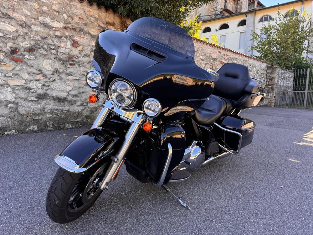 Harley-Davidson 114 Electra Glide Ultra Limited (2019) - FLHTK (5)