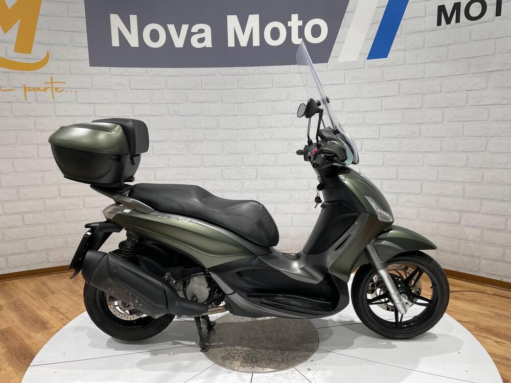 Piaggio Beverly 350 S ABS (2019 - 20) (4)