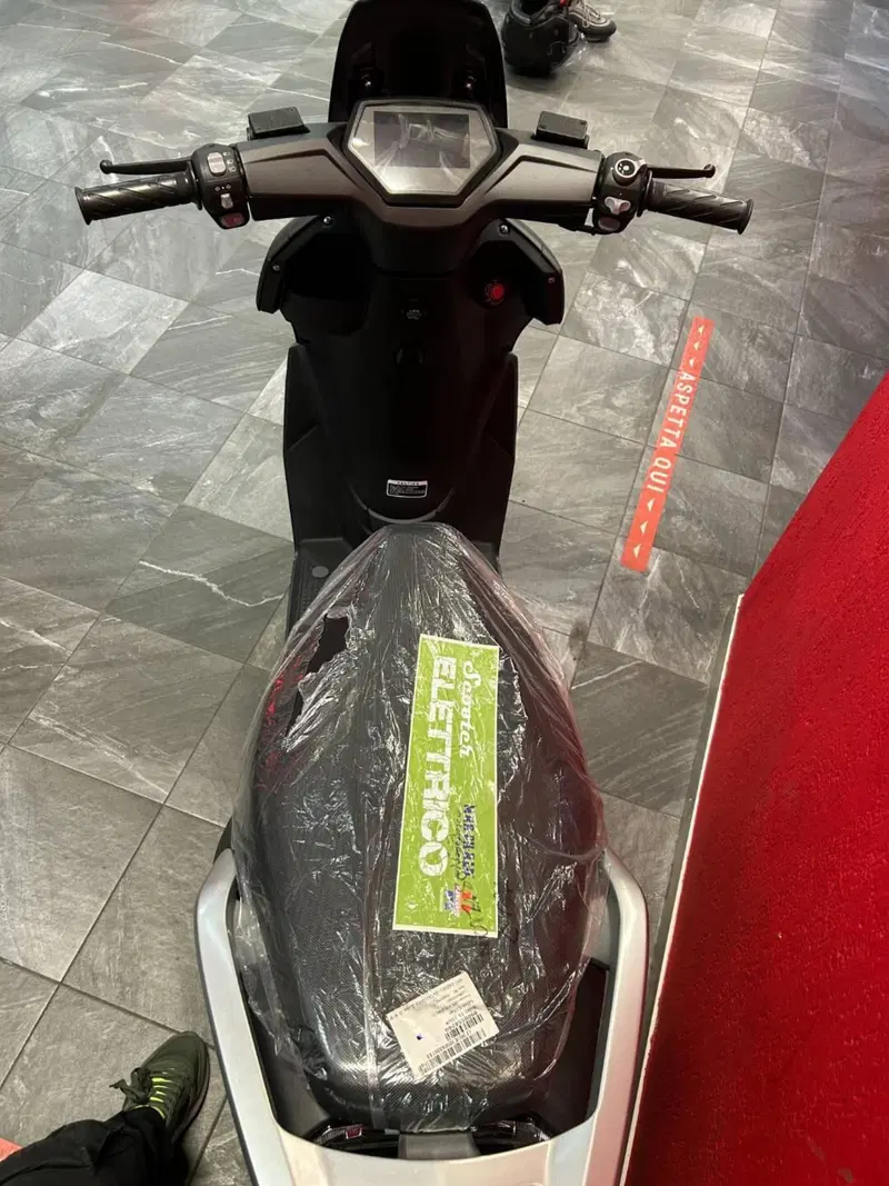 Lifan E4 L3e Doppia Batteria (2021 - 26) (2)