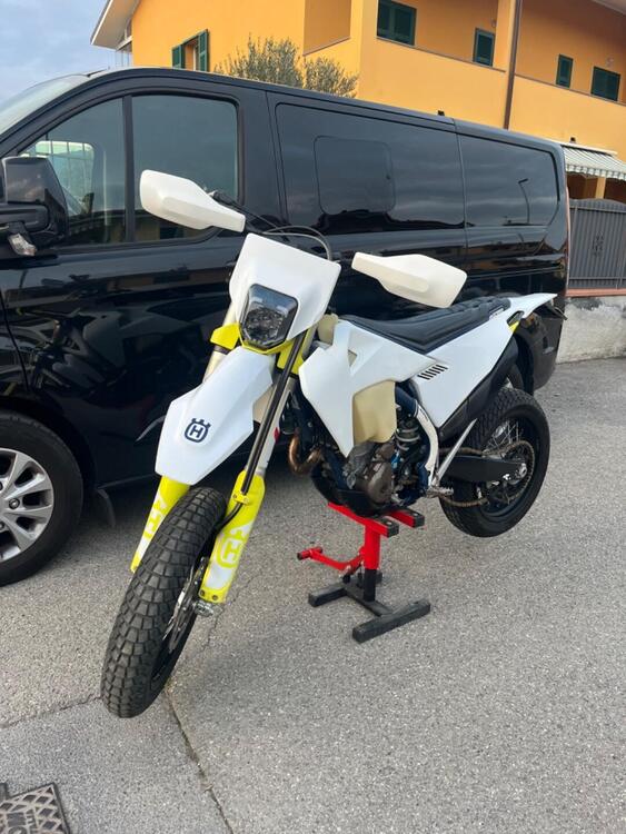 Husqvarna FE 250 (2021)