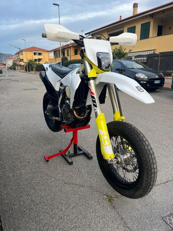 Husqvarna FE 250 (2021) (2)