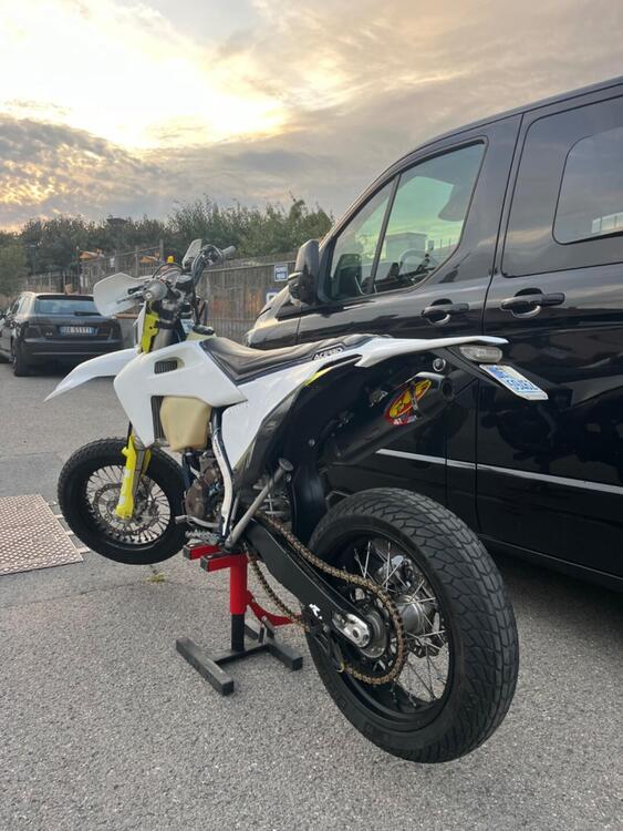 Husqvarna FE 250 (2021) (3)