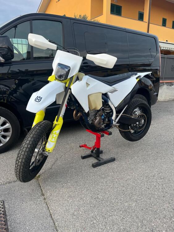 Husqvarna FE 250 (2021) (5)