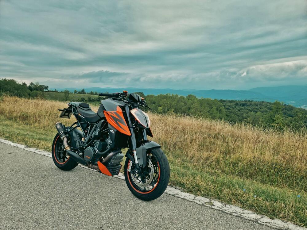 KTM 1290 Super Duke R ABS (2017 - 18) (4)